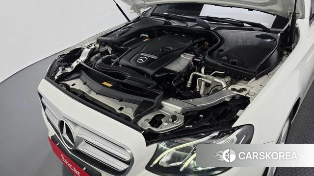 Mercedes-Benz E-Class W213 id 4225673 из Кореи 28