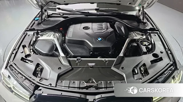 BMW 5 Series (G30) id 3690092 из Кореи 16