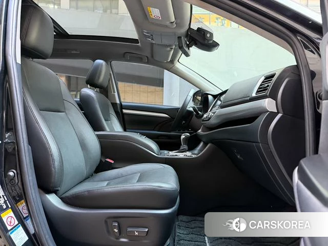 Toyota Highlander id 4213531 из Китая 8