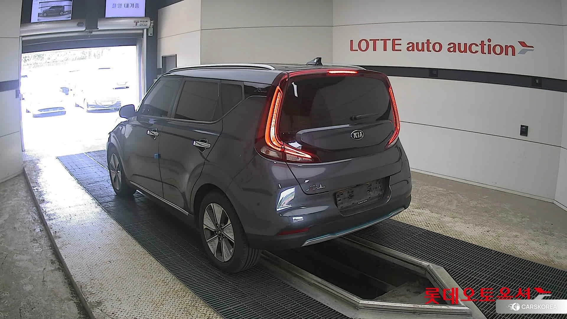 Kia Soul Booster EV id 4289512 из Кореи 34