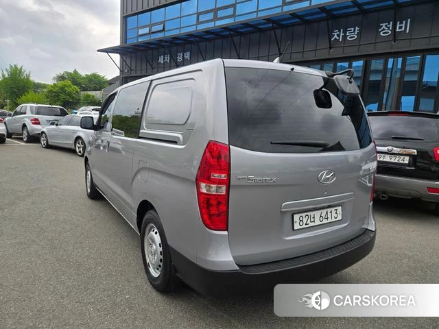 Hyundai The New Grand Starex id 4286158 из Кореи 16