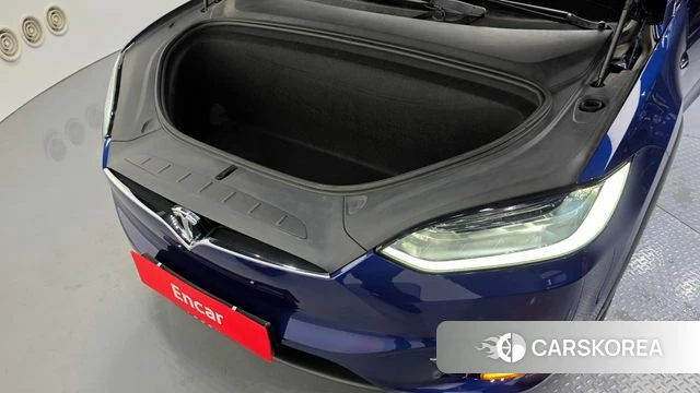 Tesla Model X id 3893208 из Кореи 16