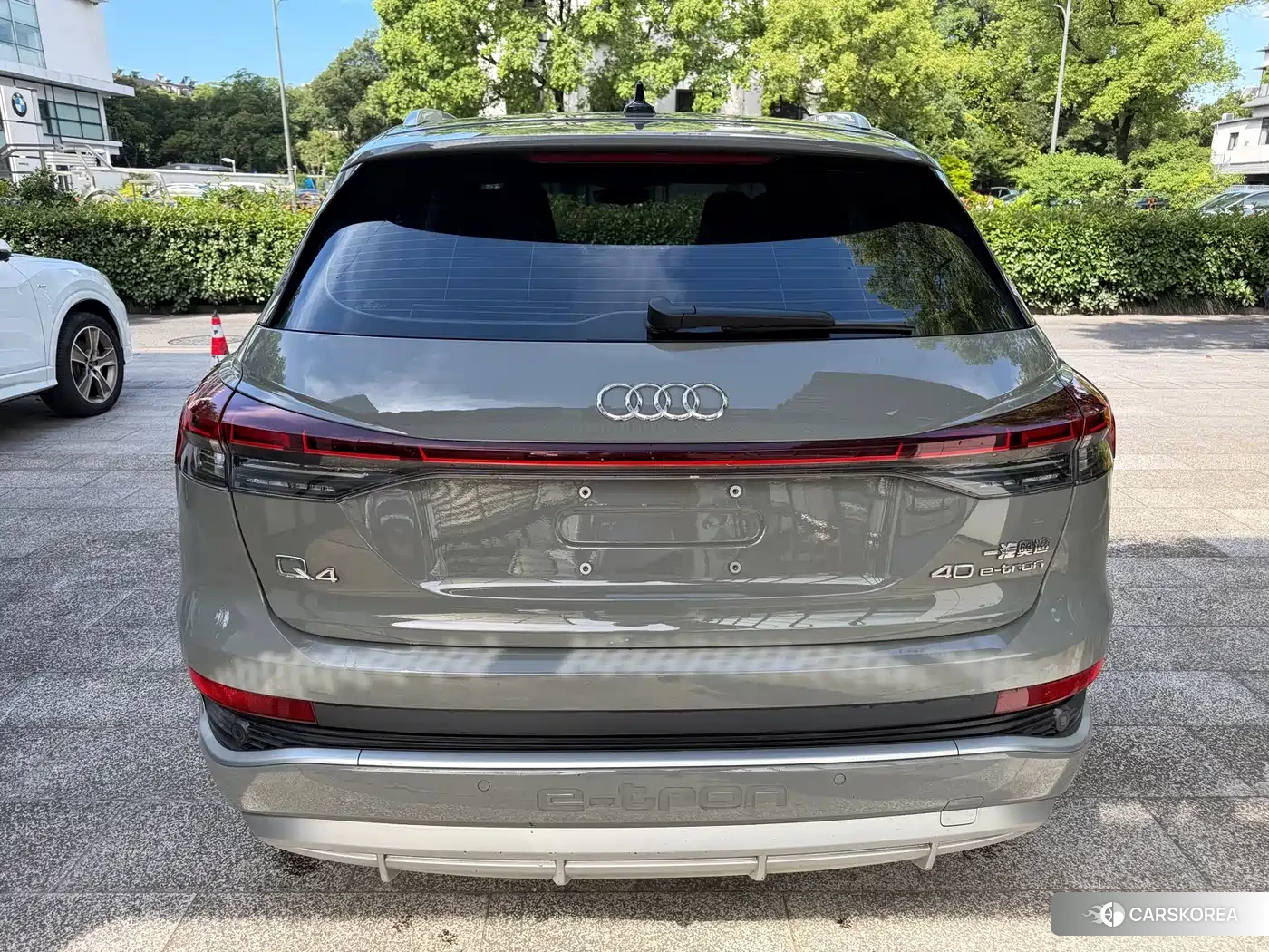 Audi Q4 2024 Silver/gray из Китая, фото 6