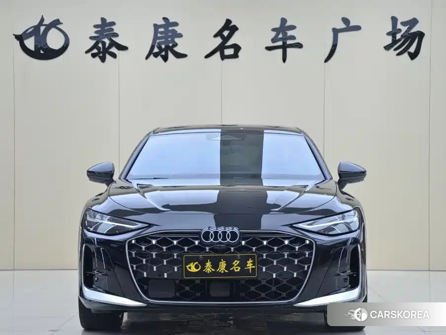 Audi A6L id 4653880 из Китая 12