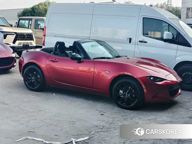 Mazda MX-5 2025 Красный из Китая, фото 6