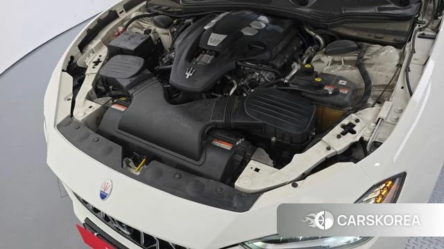 Maserati Ghibli id 4775531 из Кореи 30
