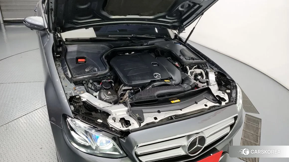 Mercedes-Benz E-Class W213 id 2089877 из Кореи 16