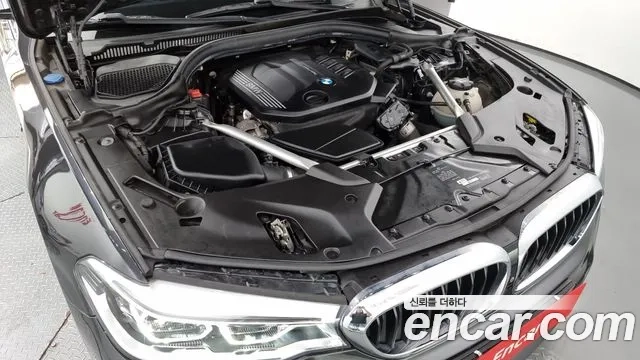 BMW 5 Series (G30) id 2917442 из Кореи 16