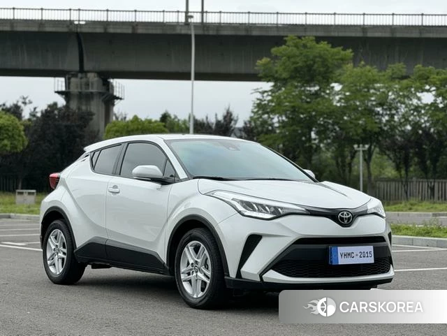 Toyota C-HR id 4348824 из Китая 18
