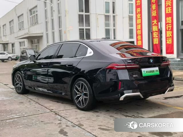 BMW i5 2025 Черный из Китая, фото 6