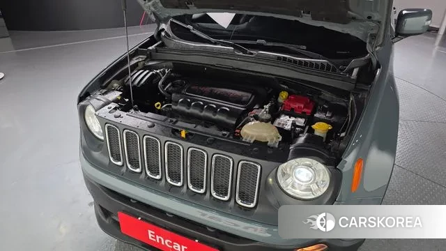 Jeep Renegade id 3612678 из Кореи 16