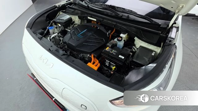 Kia Niro EV id 3860135 из Кореи 16