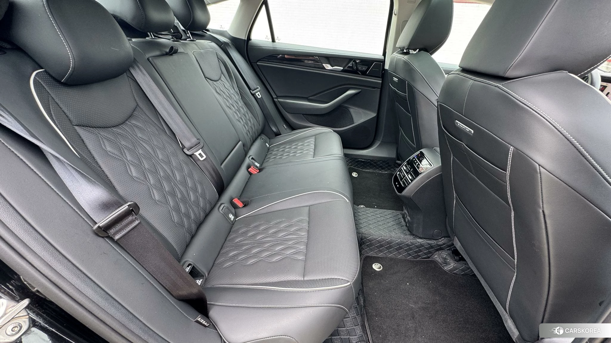 Volkswagen Magotan id 4486331 из Китая 18