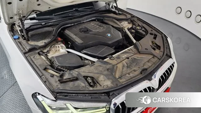 BMW 5 Series (G30) id 3685780 из Кореи 16