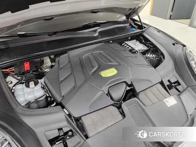 Porsche Cayenne (PO536) id 3058335 из Кореи 14