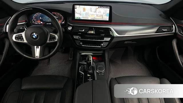 BMW 5 Series (G30) id 3891696 из Кореи 16