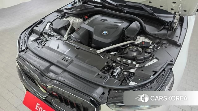 BMW 5 Series (G60) id 4427355 из Кореи 26