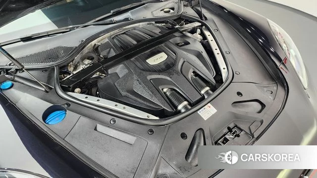 Porsche Panamera (971) id 4855170 из Кореи 30
