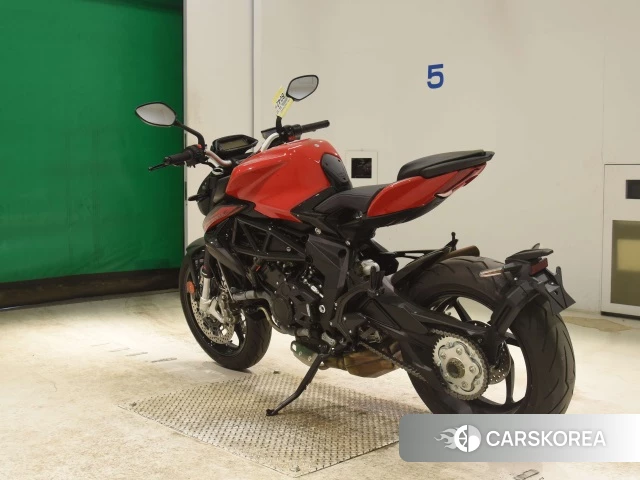 Проданный MV AGUSTA BRUTALE 750 id 3970591 из Японии, фото 6