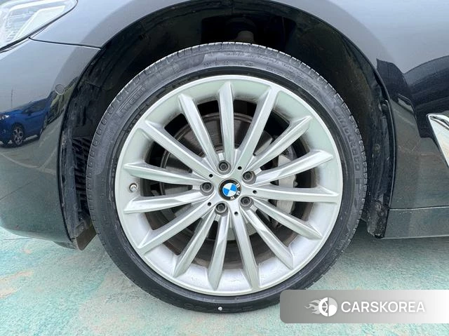 BMW 5 series id 4260975 из Китая 21