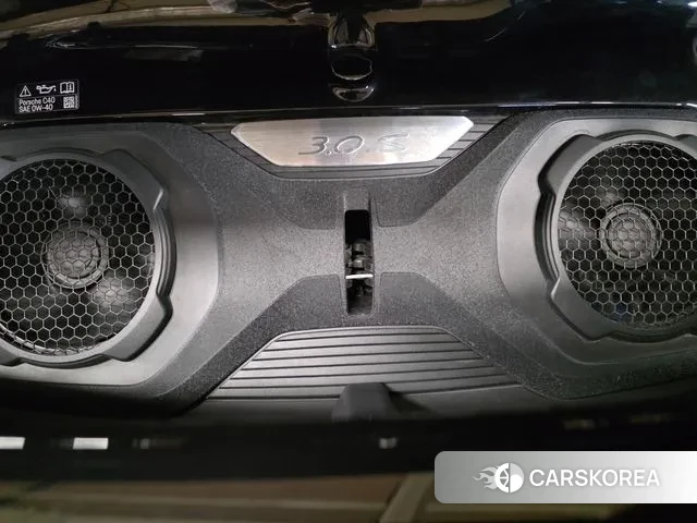 Porsche 911(992) id 3565558 из Кореи 16