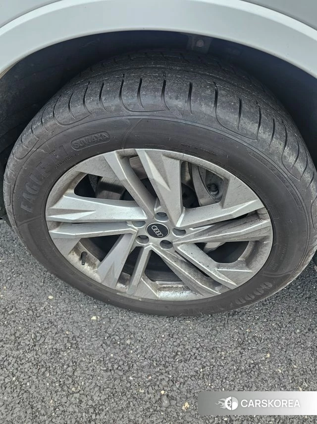 Audi Q7 (4M) id 3923383 из Кореи 10