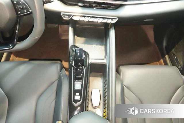 Geely Automobile Binyue id 4209629 из Китая 13