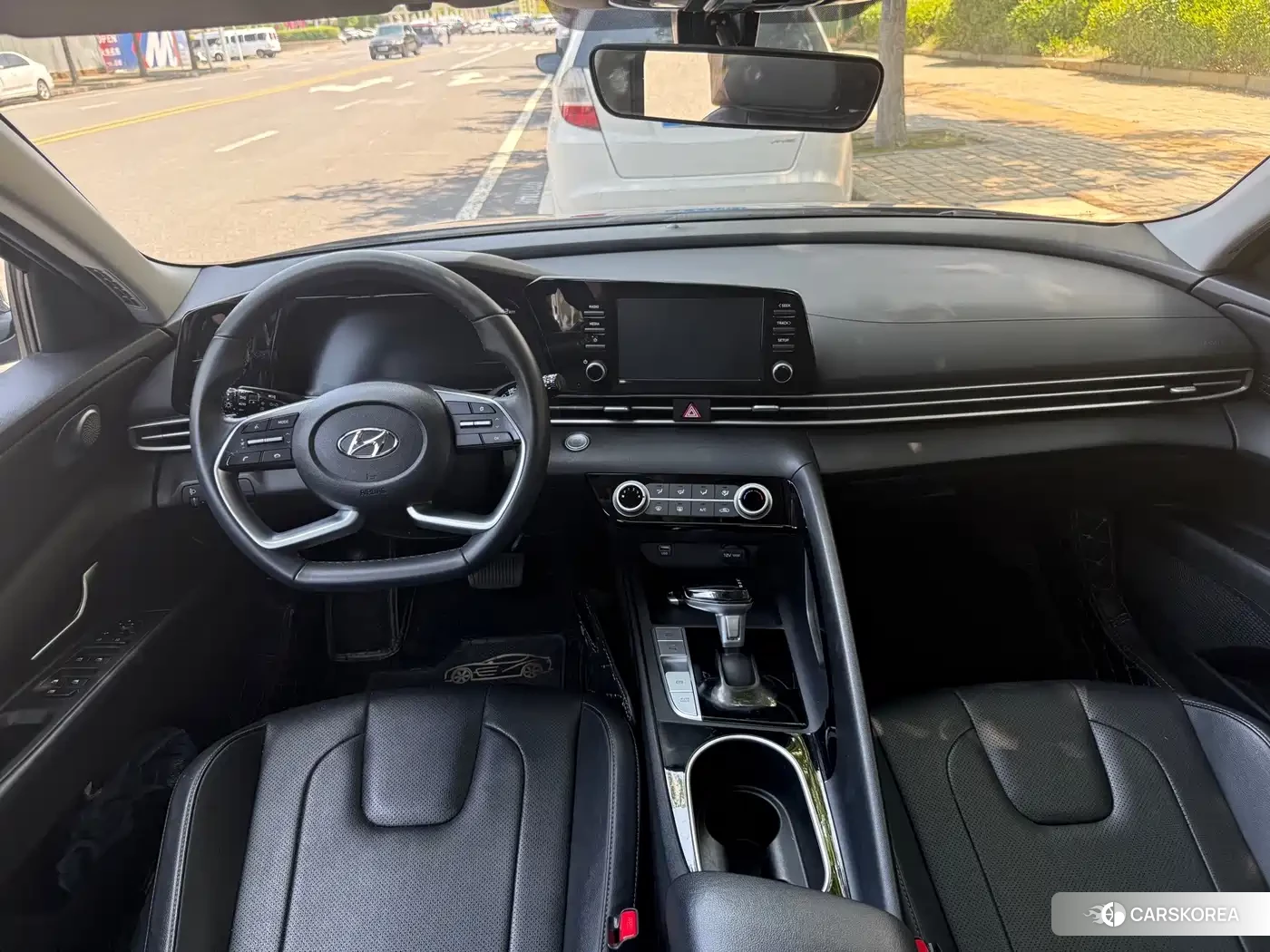 Hyundai Elantra 2026 Silver/gray из Китая, фото 6