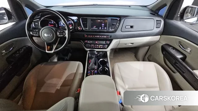 Kia The New Carnival id 3661134 из Кореи 16