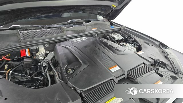 Audi Q7 (4M) id 3893647 из Кореи 16