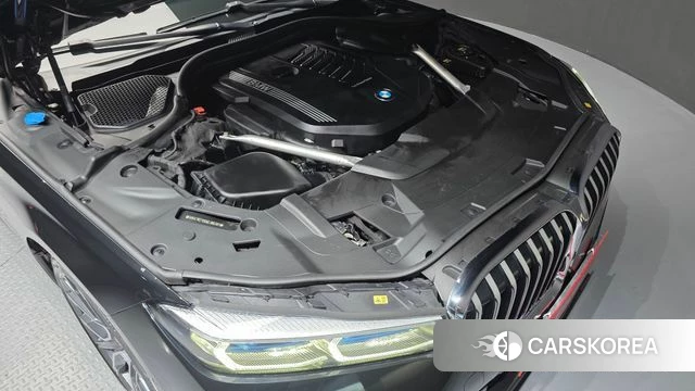 BMW 7 Series (G11) id 4687895 из Кореи 32