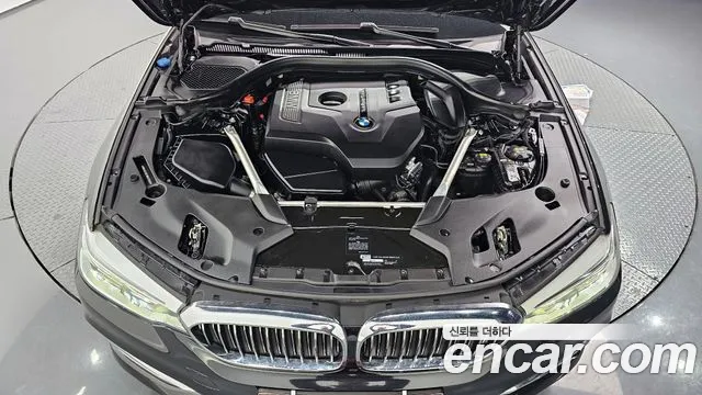 BMW 5 Series (G30) id 2298909 из Кореи 16