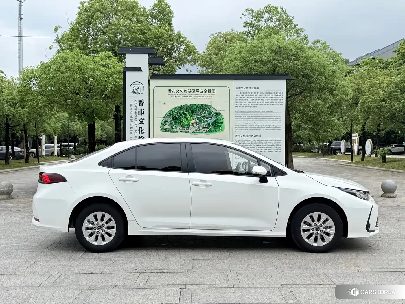 Toyota Corolla id 4546494 из Китая 13