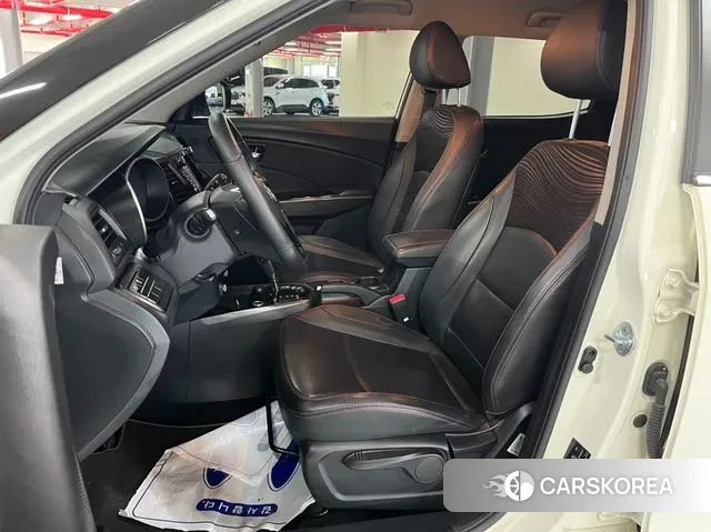 Ssangyong Tivoli Air id 3595453 из Кореи 15