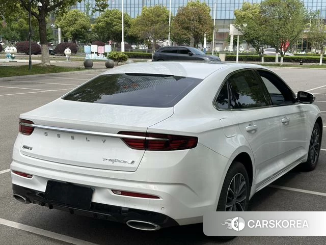 Geely Automobile Xingrui 2025 Белый из Китая, фото 6