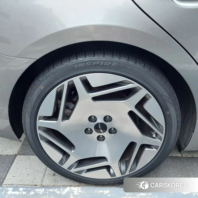 Genesis G90 id 4697804 из Кореи 16