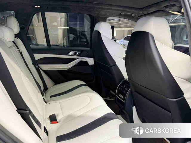BMW X5 M id 4265245 из Китая 10