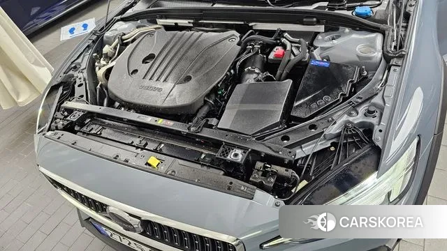 Volvo V60 Cross-Country 2nd Generation id 3388940 из Кореи 16