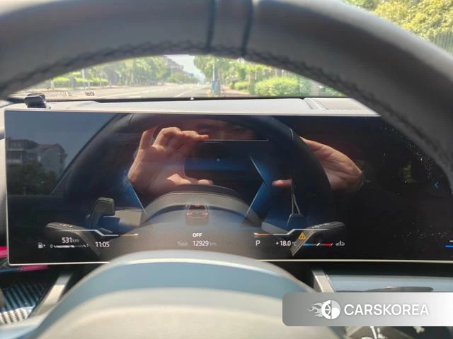 BMW 5 series 2025 Черный из Китая, фото 6