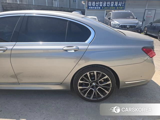 BMW 7 Series (G11) id 4599949 из Кореи 16