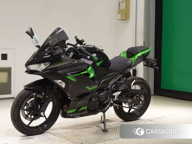 Проданный Kawasaki NINJA 400 2023 из Японии, фото 3