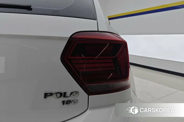 Volkswagen Polo id 4208663 из Китая 13