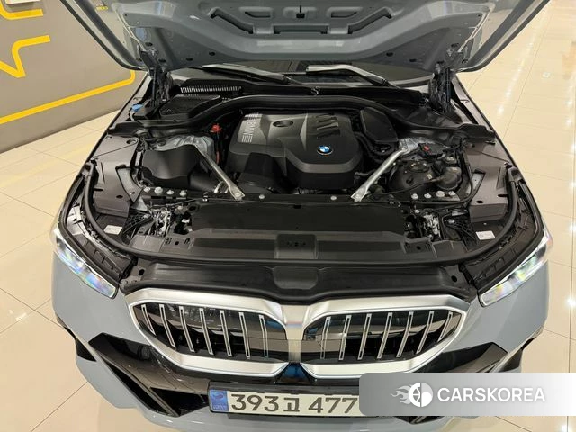 BMW 5 Series (G60) id 4322053 из Кореи 16