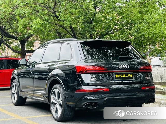 Audi Q7 id 4261264 из Китая 26