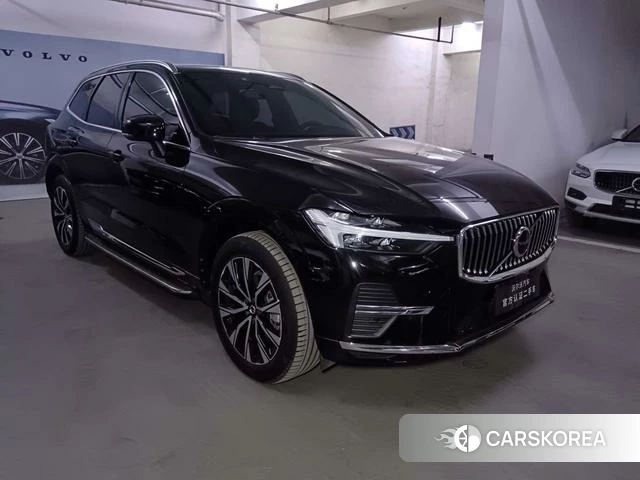 Volvo XC60 2023 Черный из Китая, фото 6