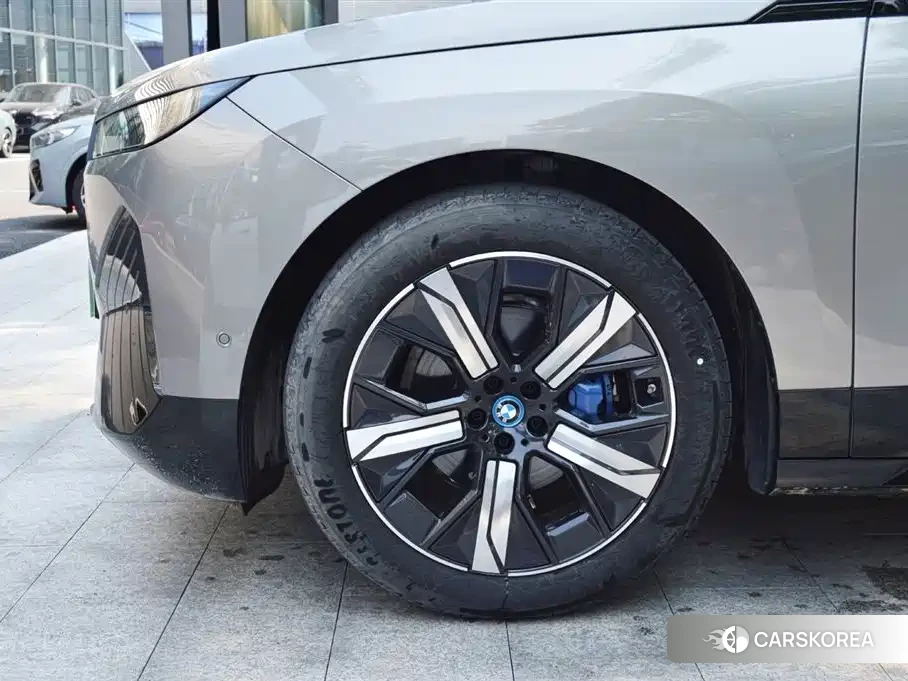 BMW iX id 4576513 из Китая 10
