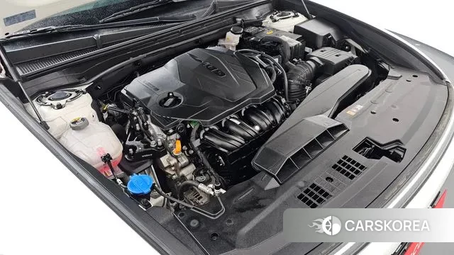 Hyundai Grandeur (GN7) id 3675181 из Кореи 16