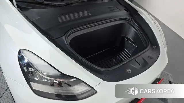 Tesla Model Y id 3295941 из Кореи 16