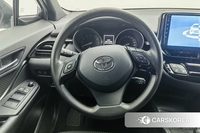 Toyota C-HR id 4259128 из Китая 20