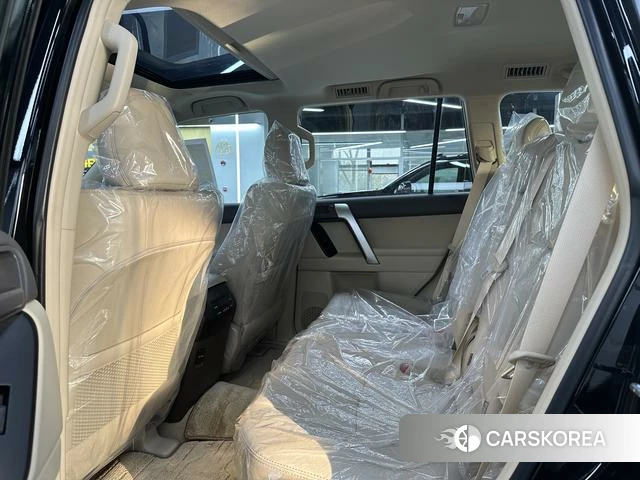 Toyota Prado (imported) 2023 Черный из Китая, фото 6